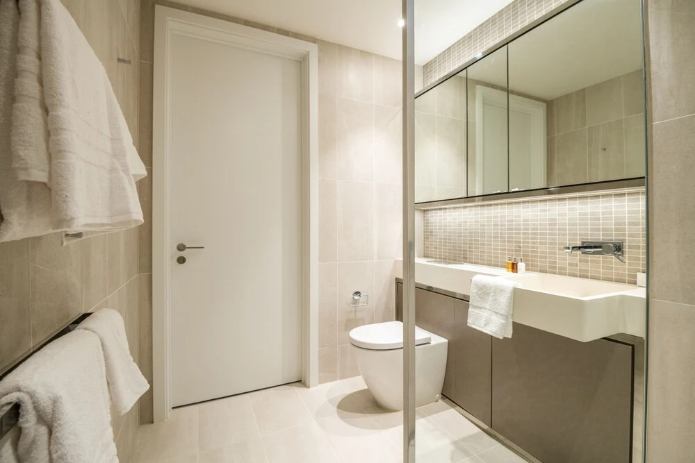 Sensational Studio Apartment in Londons Vibrant Canary Wharf