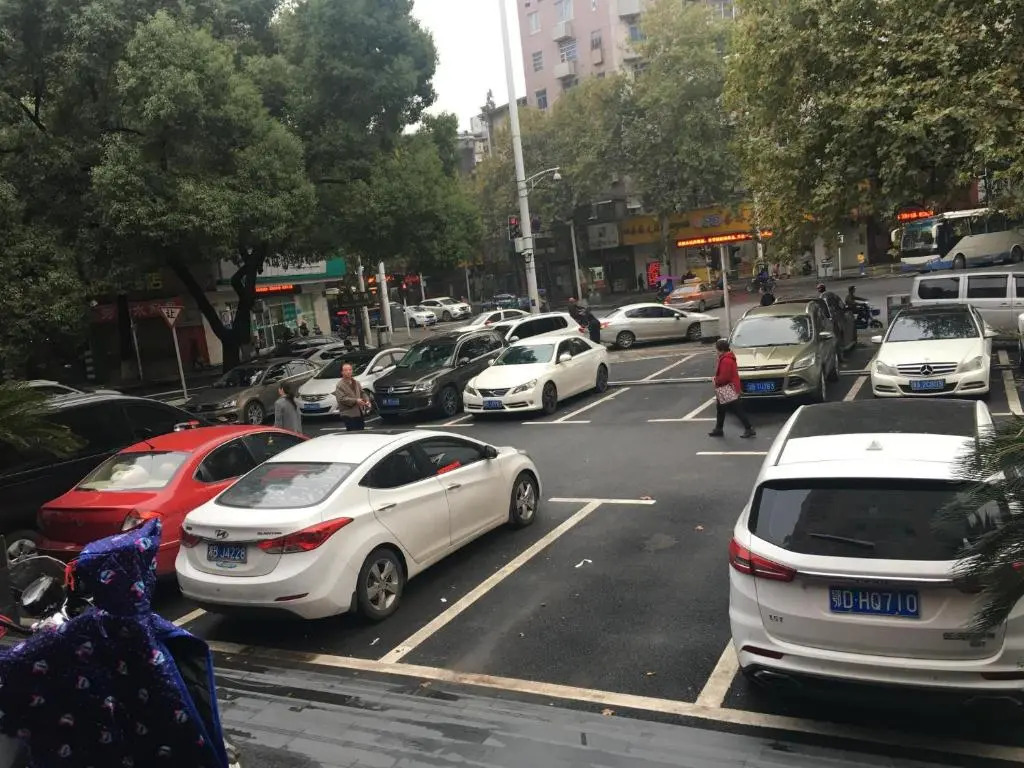 7Days Inn Zhuzhou Train Station Gongxiao Buildind Branch