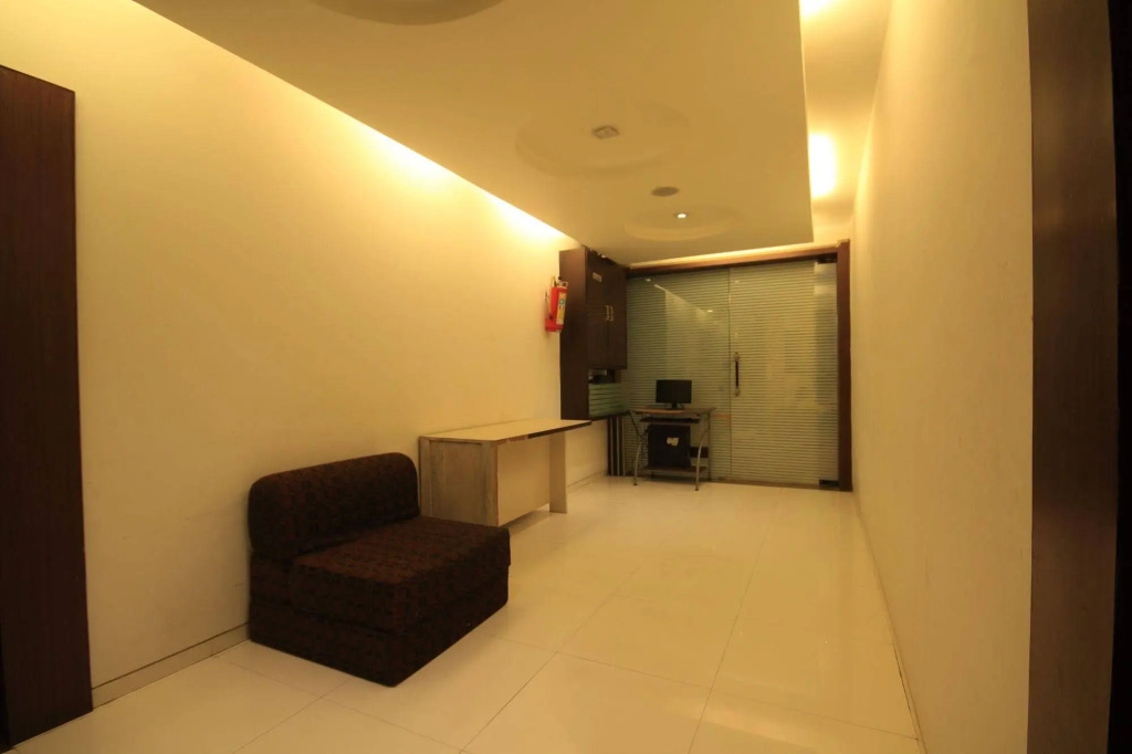 hotel kadamb inn