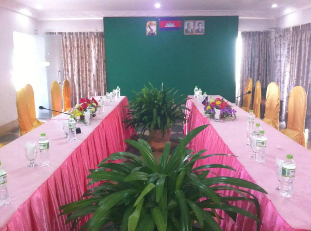 7 Makara Hotel
