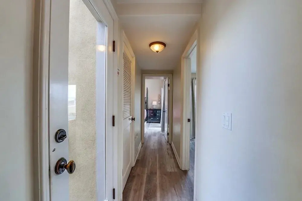 Bayview Veranda 3 Bedrooms 3.5 Bathrooms Apts