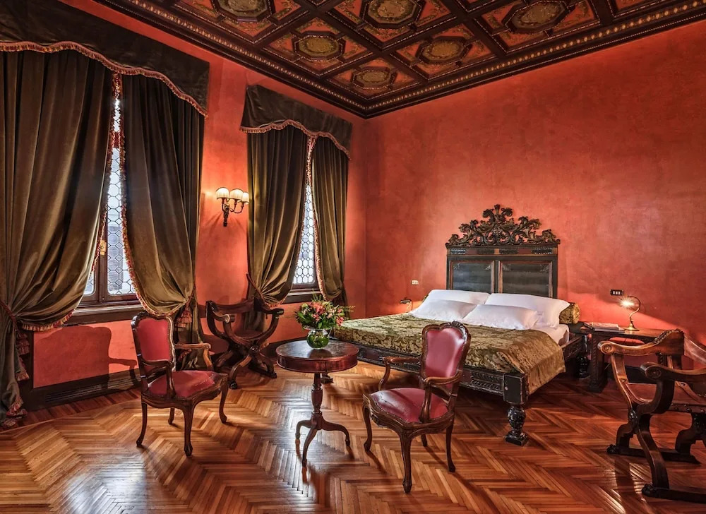 Hotel Locarno