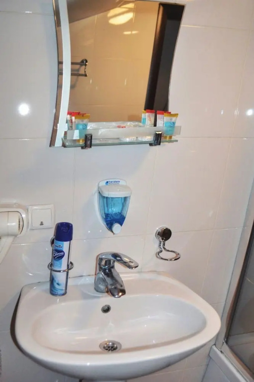 Exclusive Hotel