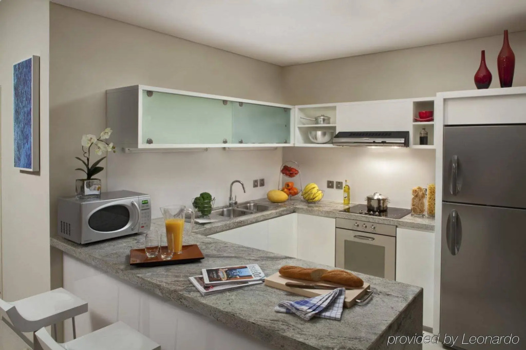 Ascott Park Place Hotel Дубай