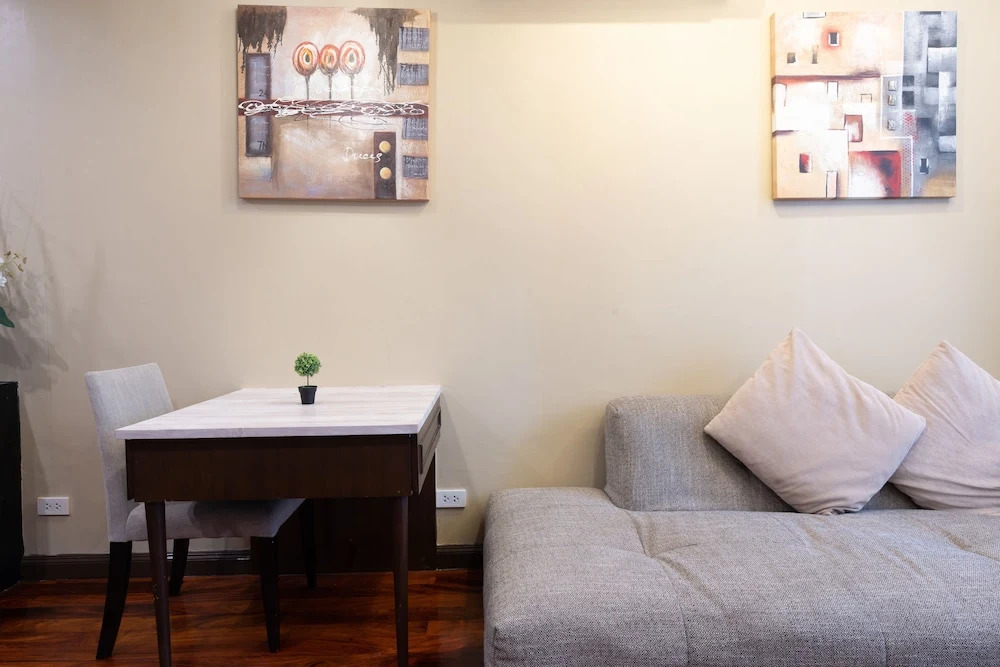 Greenview Ekkamai10 Suite