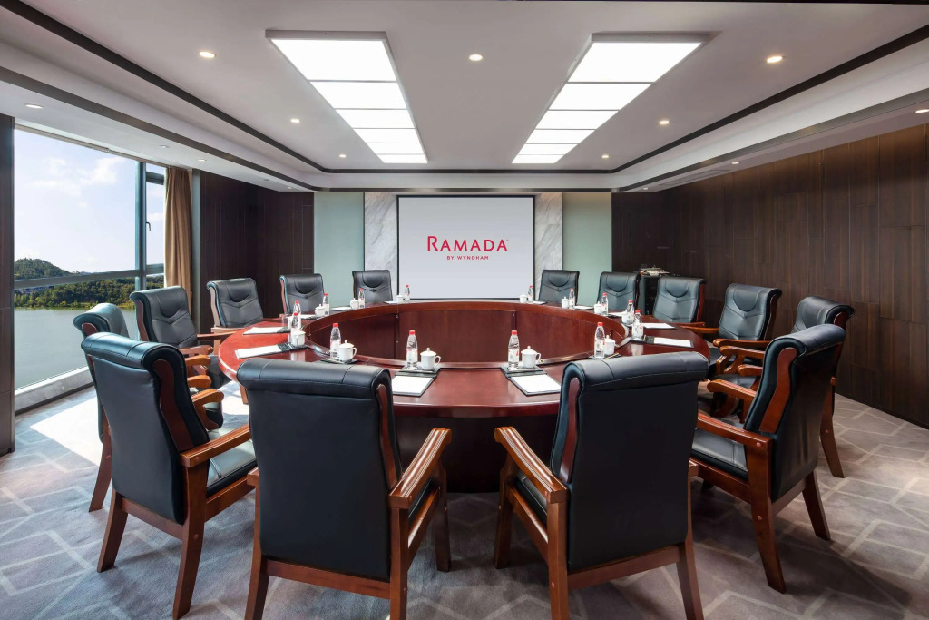 Ramada by Wyndham Yingshan Jiulongwan Resort