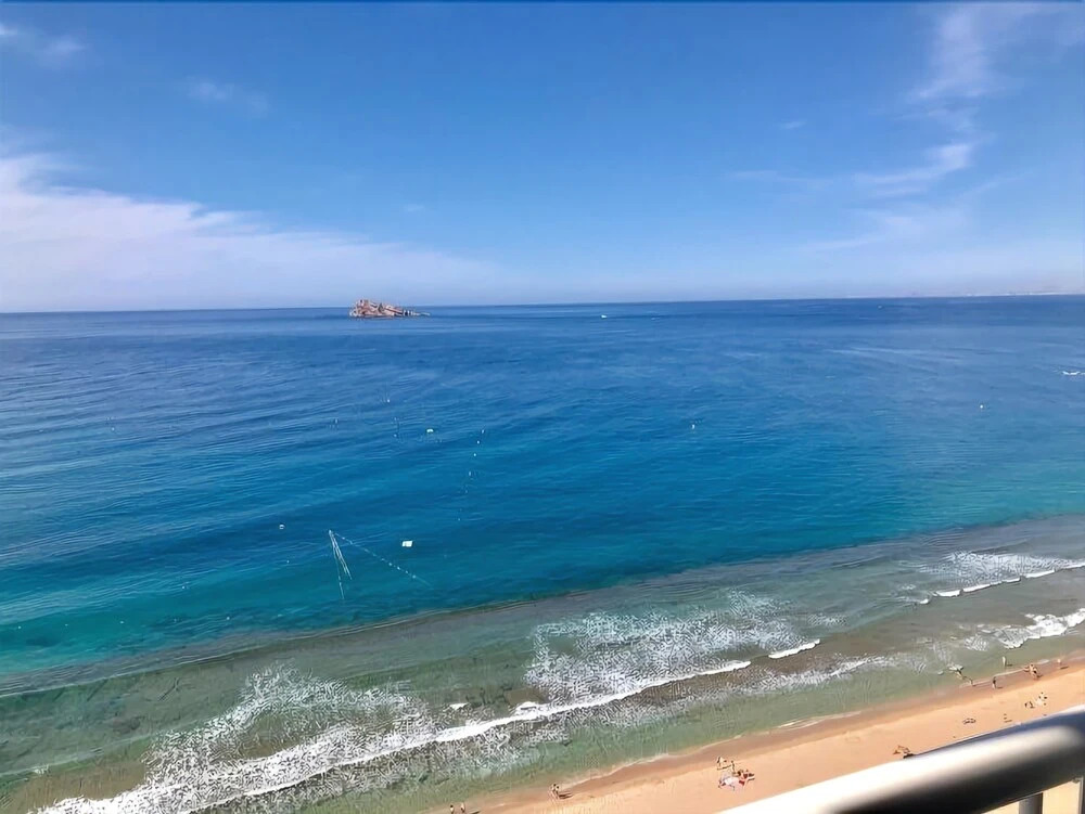 Lovely Levante Seafront Blueline