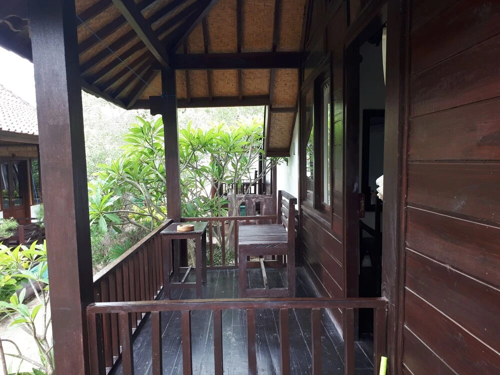 Yaya Bungalows Blue Coral