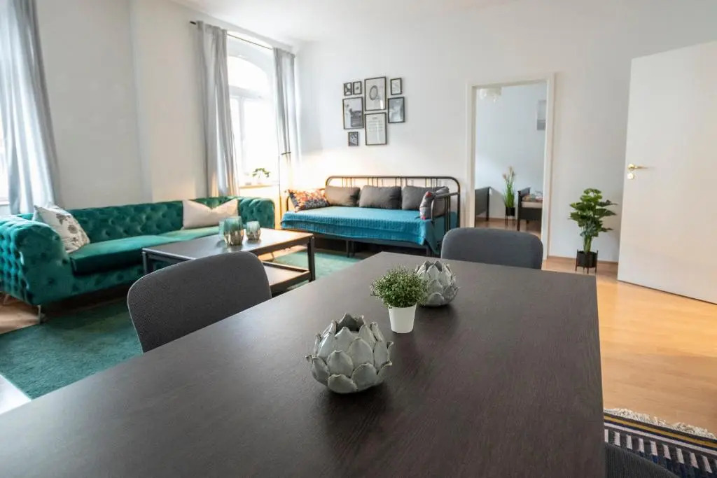 Zwickau mittendrin, tolles Balkon-Apartment