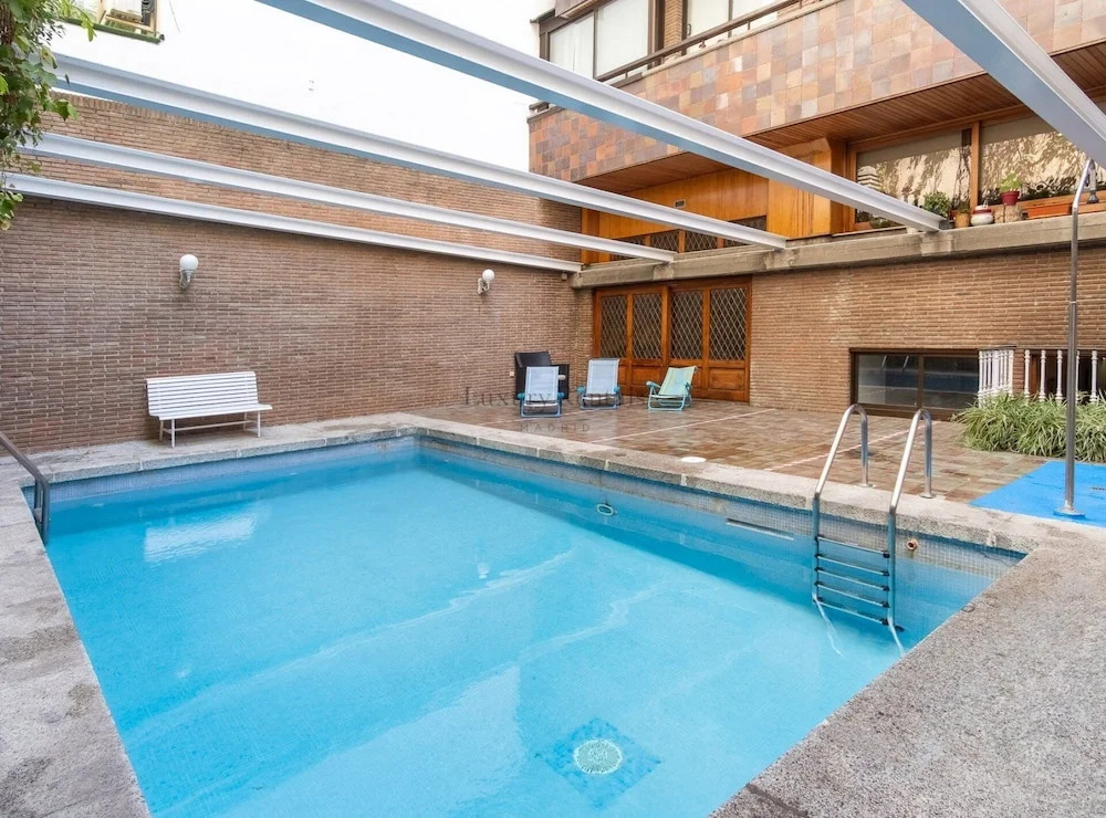 3 Bedrooms Chamberi