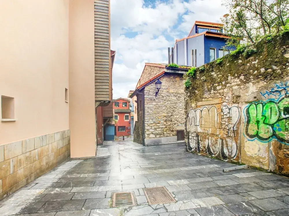 Apartment in Gijon Near San Lorenzo Beach