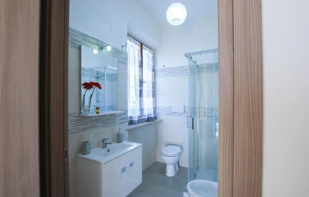 2 Bedroom Beautiful Home In Corridonia
