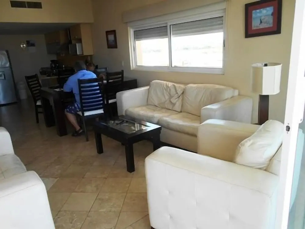 Condo Portofino Carbajal