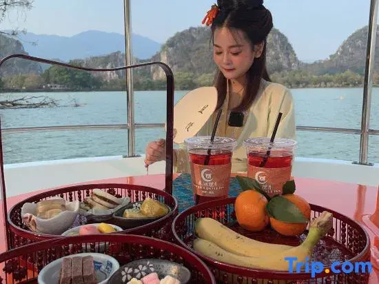 Star Lake Lanyue Song Culture Guesthouse (Zhaoqing Qixingyan Scenic Area)