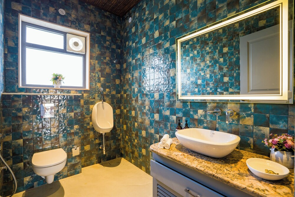 ELIVAAS The Kanota Retreat 4 BHK Villa
