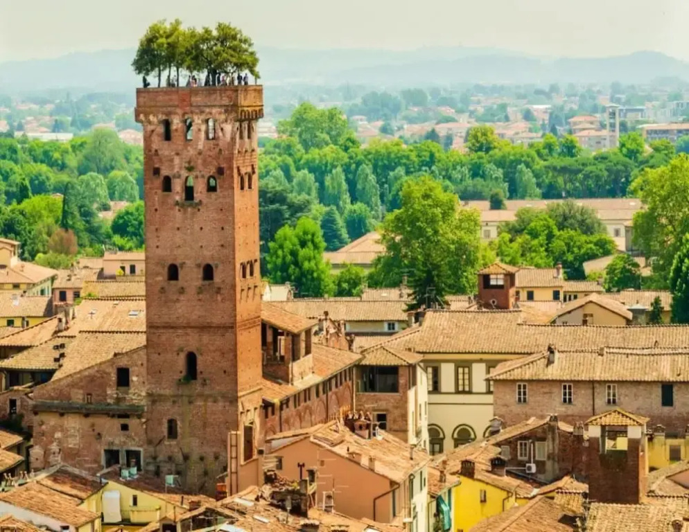Apartment in Lucca Near Historic City Walls