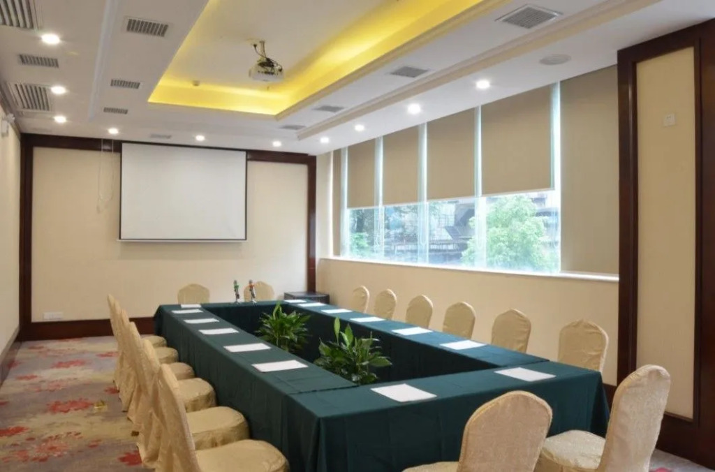 Tongfa Heyi Hotel