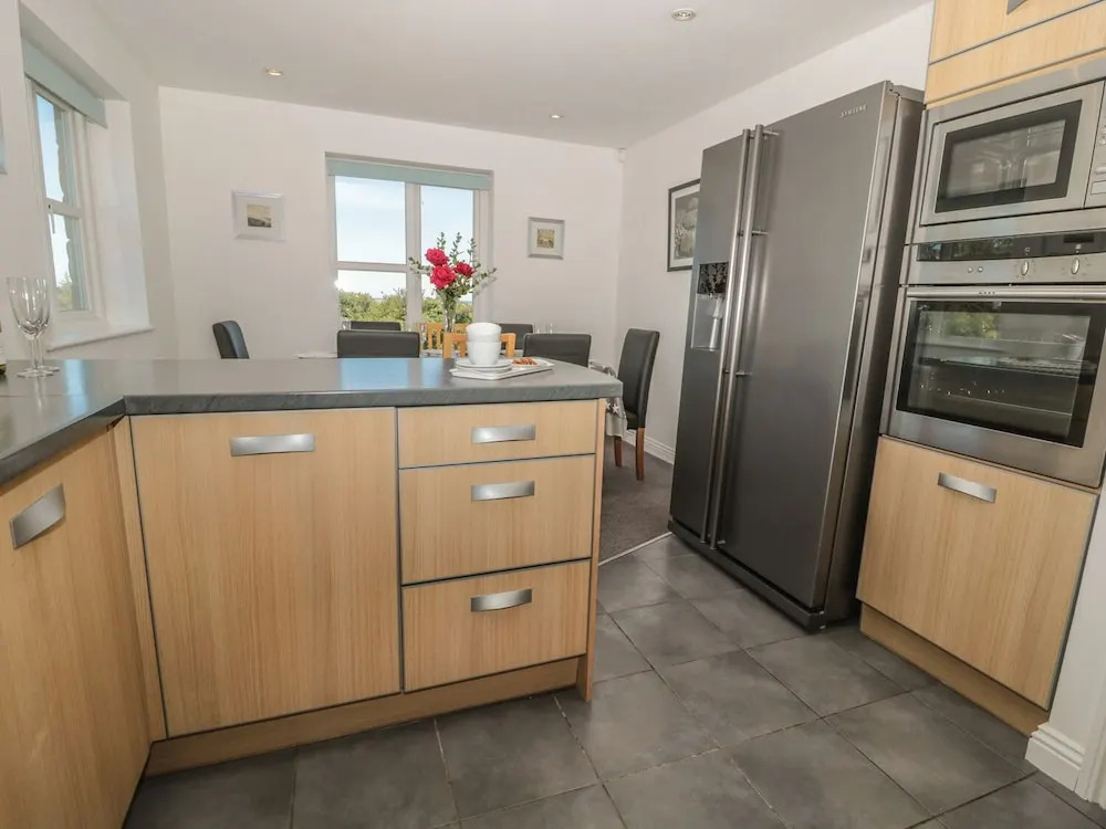11 the Steadings