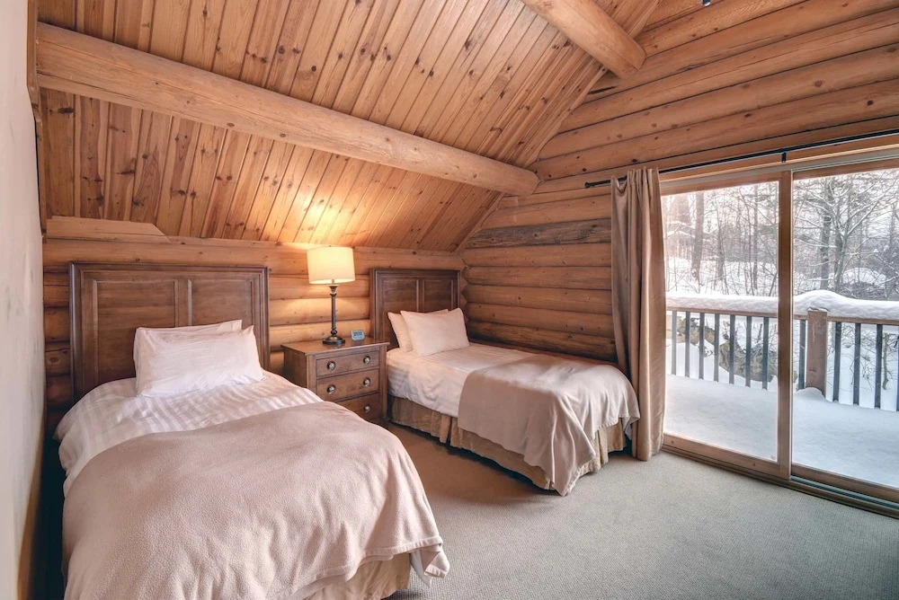 Chalet Lakota