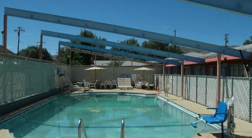 Safari Motor Inn - Joshua Tree