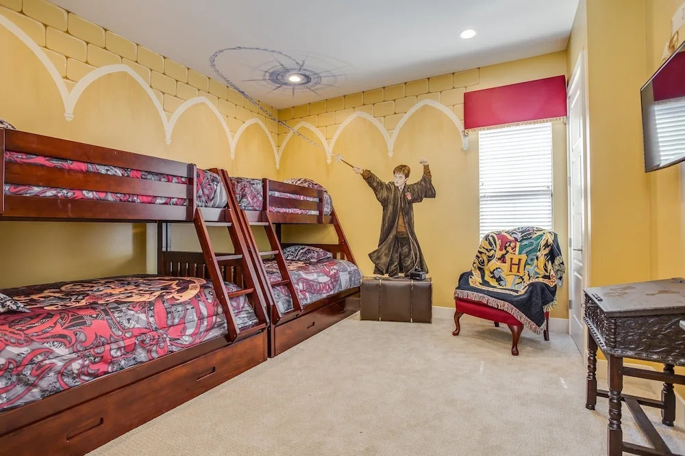 11BR Reunion Pool Home 550 by OVRH