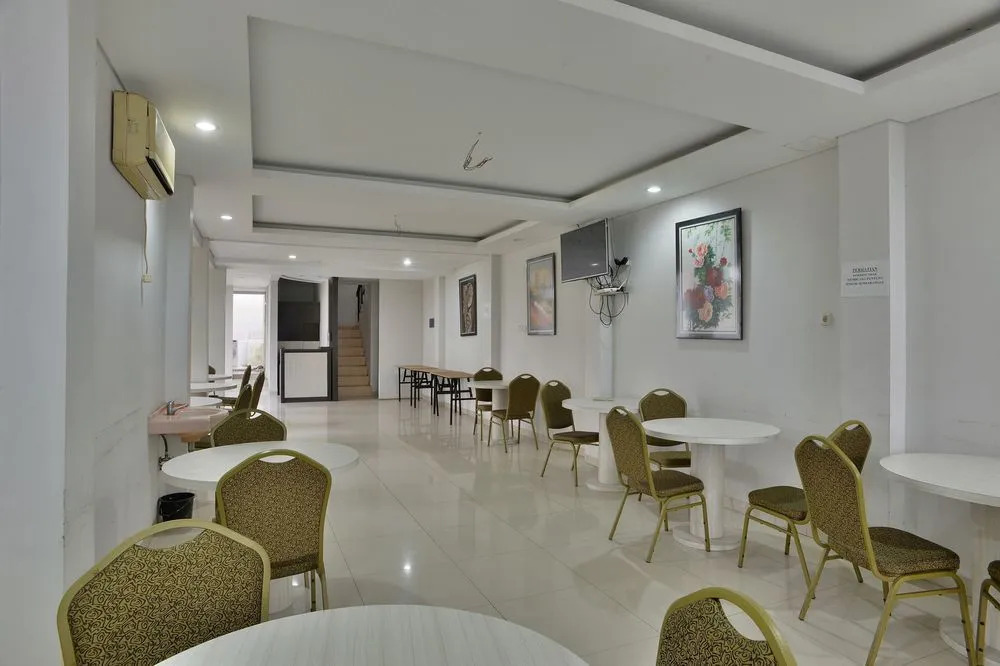 ZEN Rooms Basic Kelapa Dua Kebon Jeruk