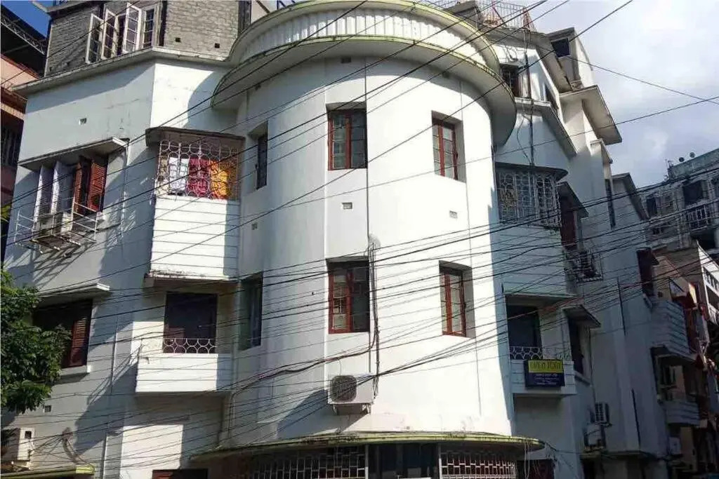 Lovely 4 bedroom condo