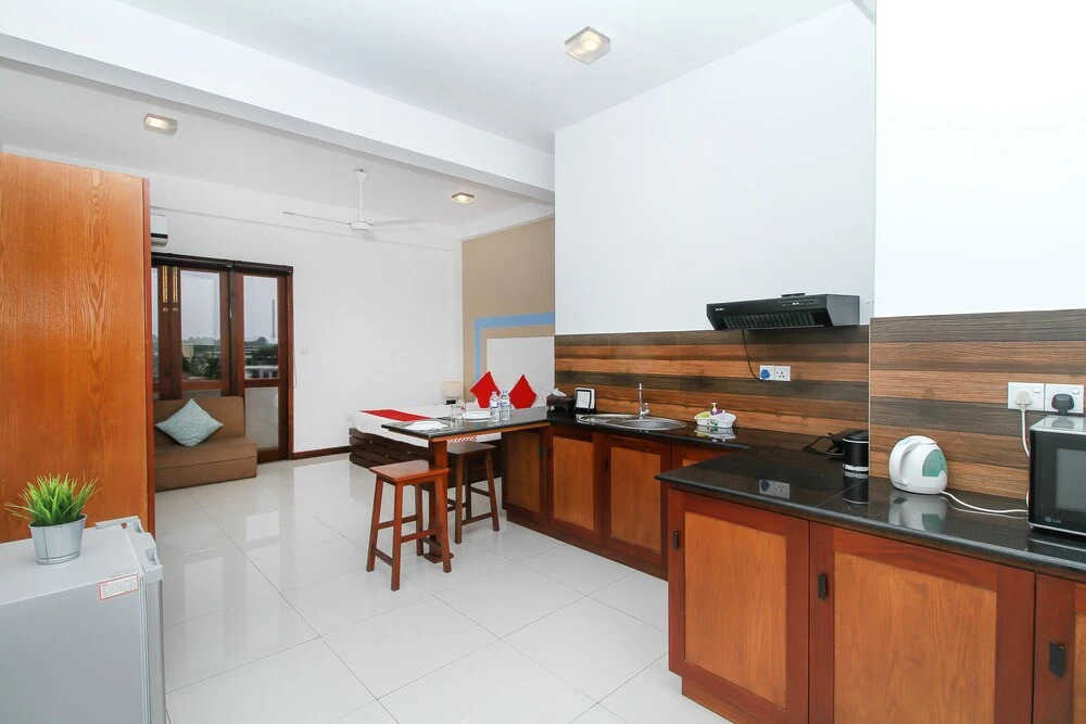 Oyo 387 Iddamal Apartments