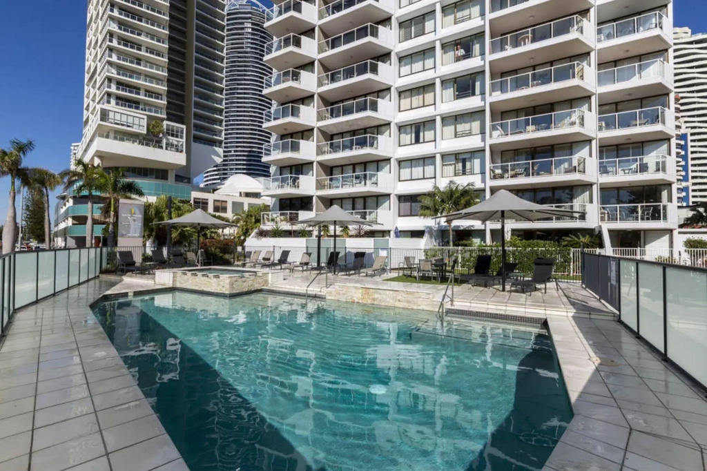 South Pacific Plaza - Official