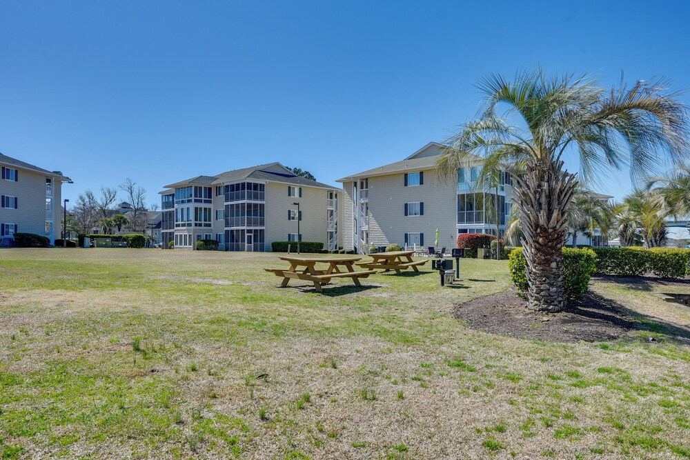 Walk to Beach: North Myrtle Beach Condo w/ Sunroom