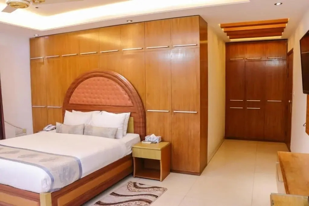 Hotel Afford Inn
