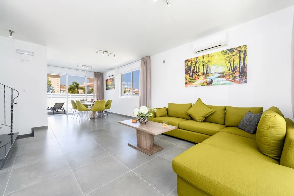 Green Bay Villa 17 in Protaras
