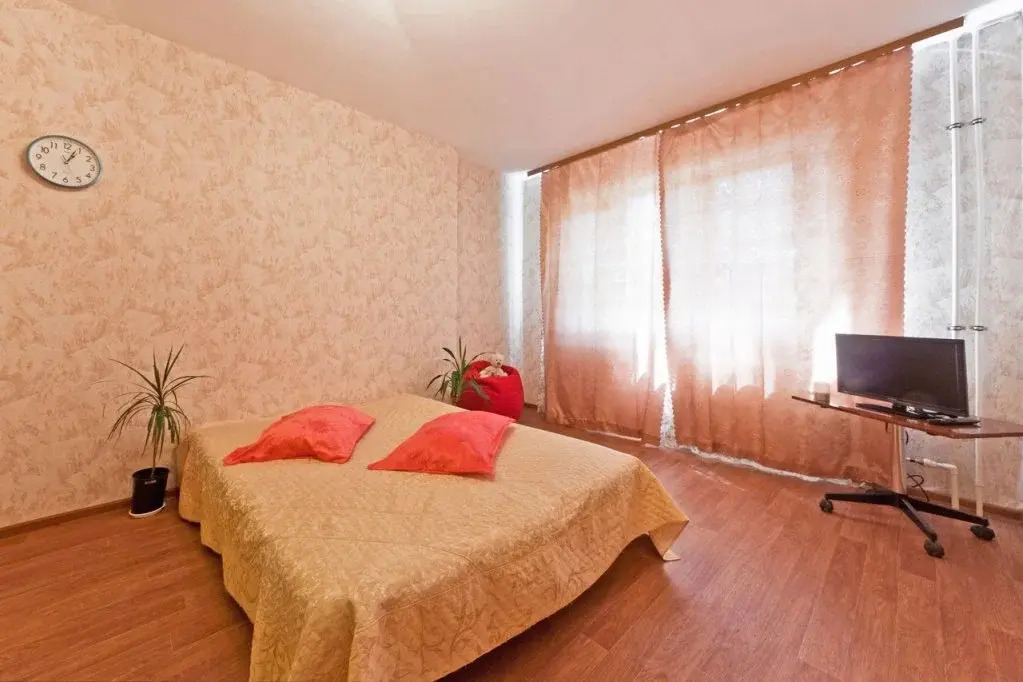 Spb-Nasutki Apartaments On Enthusiasts