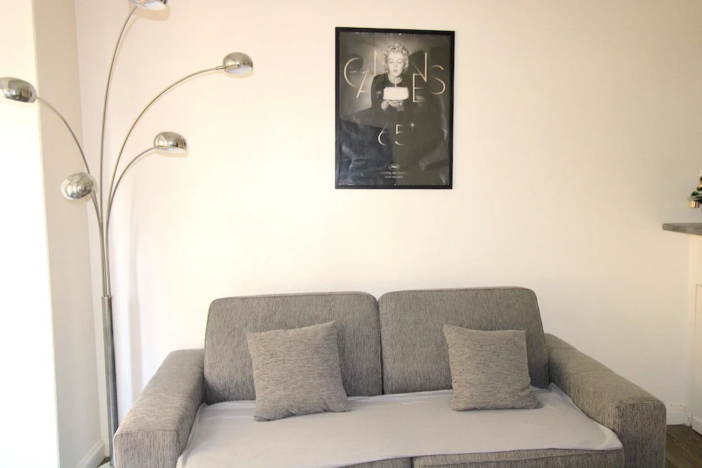 1 Chambre Latour Maubourg