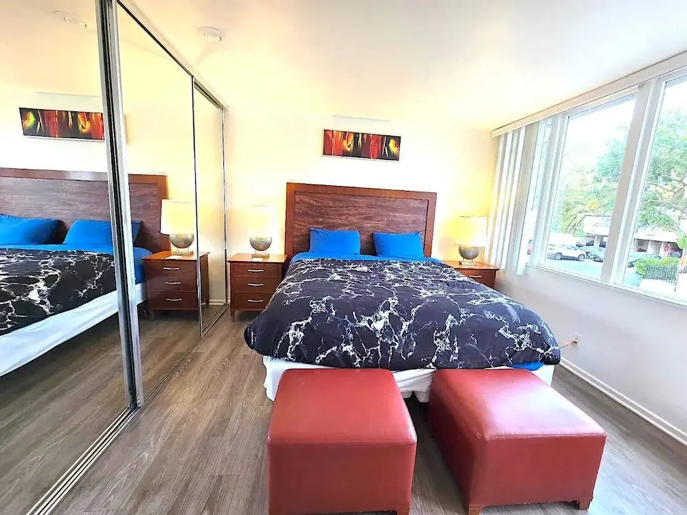 Santa Monica Executive Suites