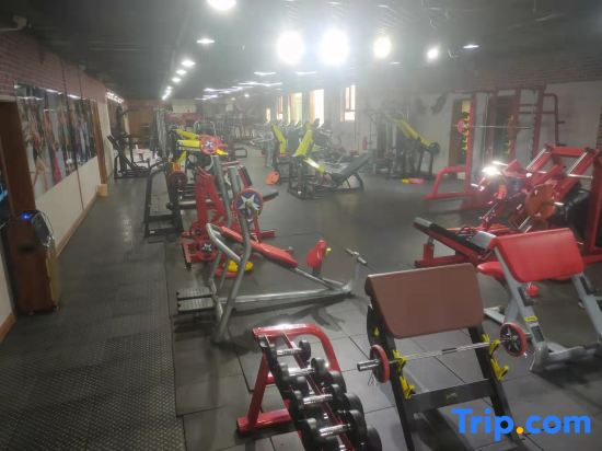 James Joyce Coffetel Hotel (Qingdao Hongdao High-speed Railway Station Convention Center)