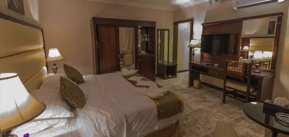 Azd Hotel