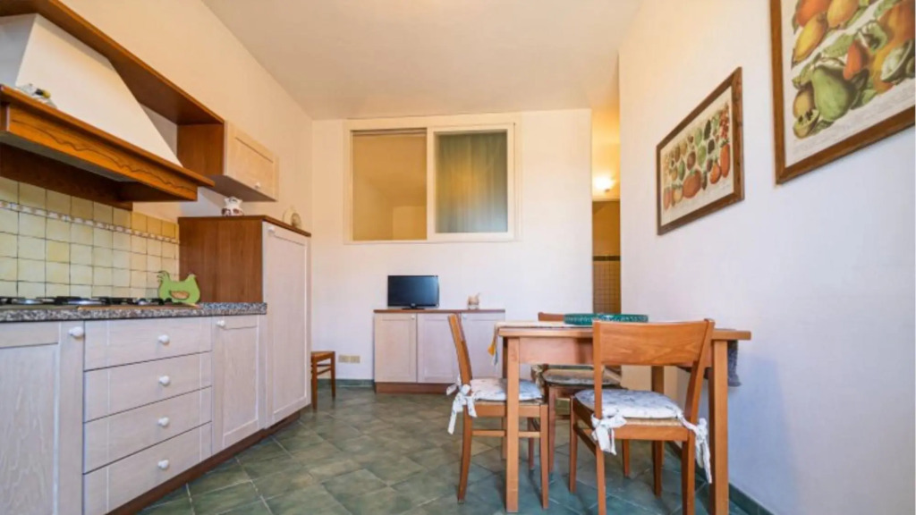 Three-bedroom Trilo Serena in center of Capoliveri with private parking-APPARTAMENTO TRILO SERENA