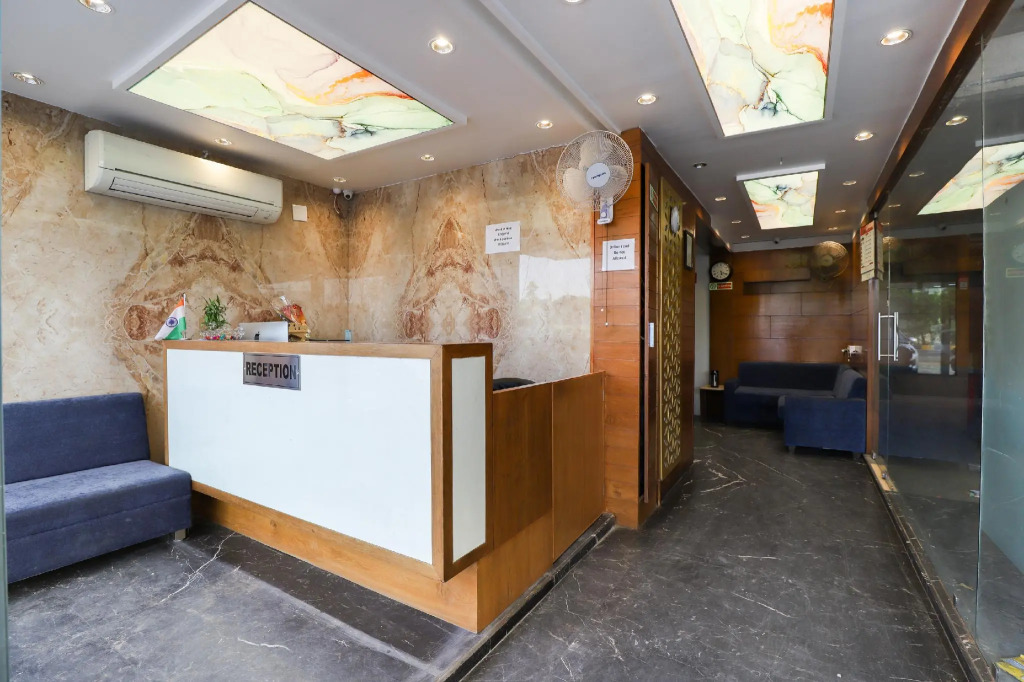 OYO 79456 Collection O Hotel Kyra