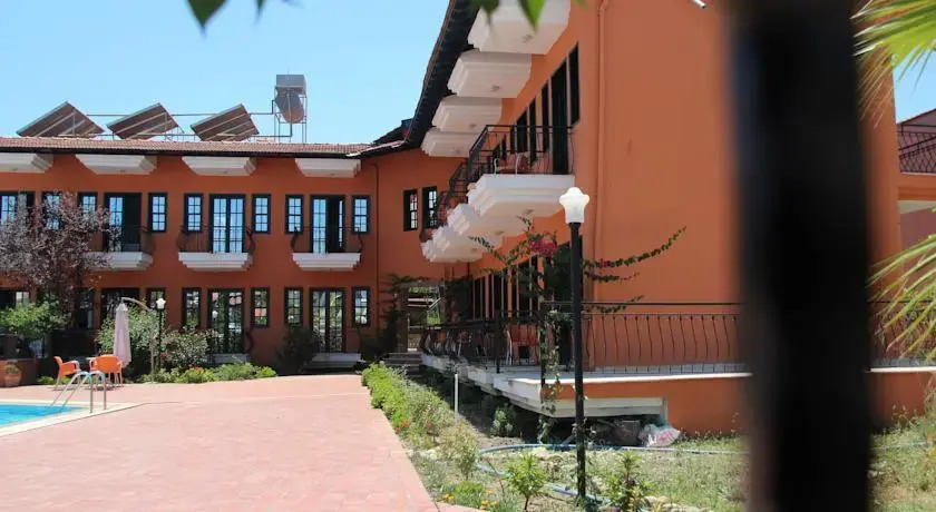 Yalta Pension