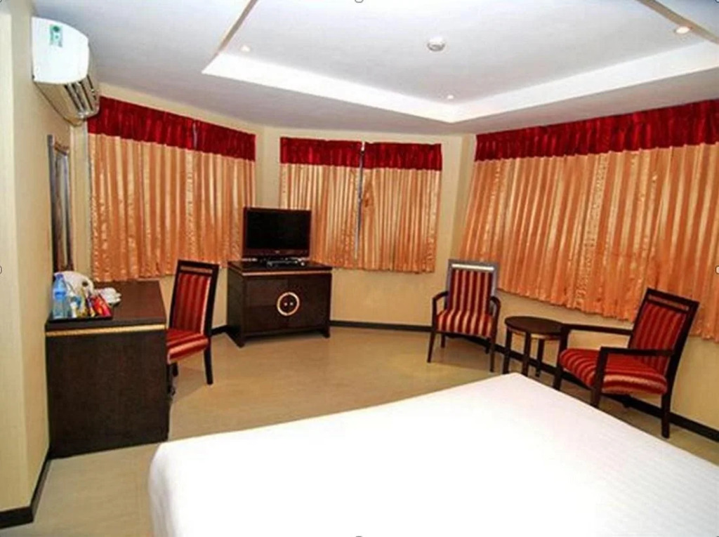 Lucky Palace Hotel