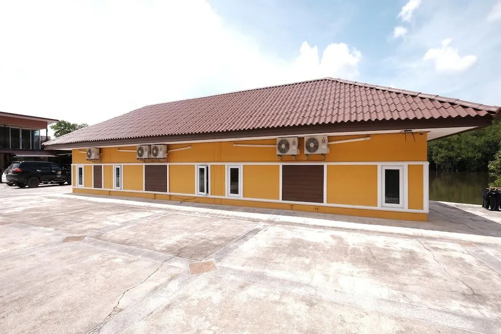 Srikanlaya Resort