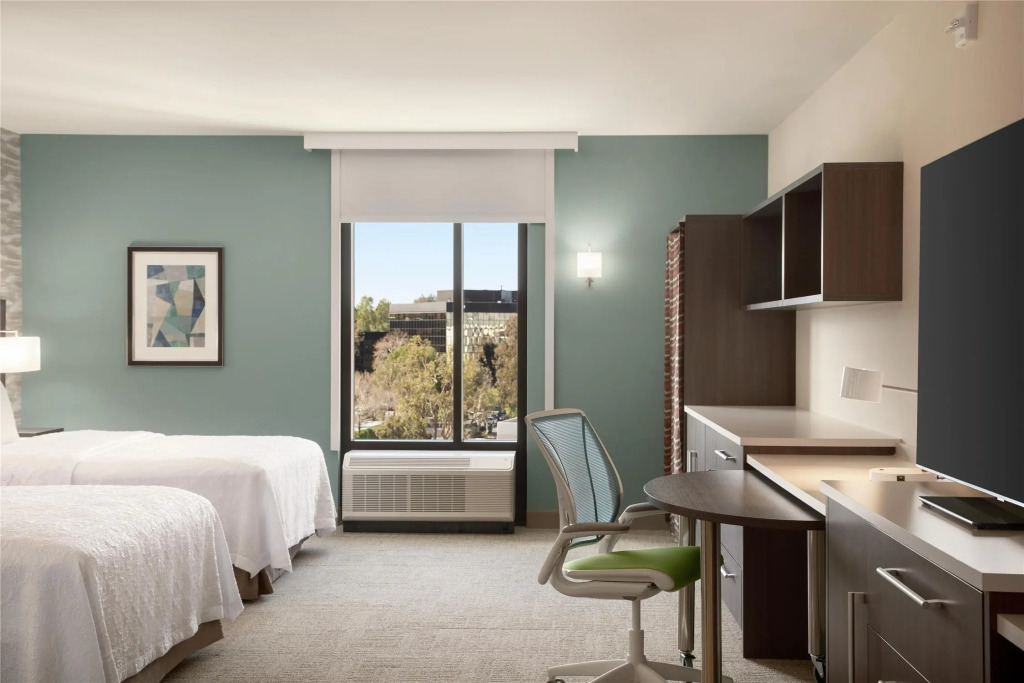 Home2 Suites By Hilton Woodland Hills Los Angeles