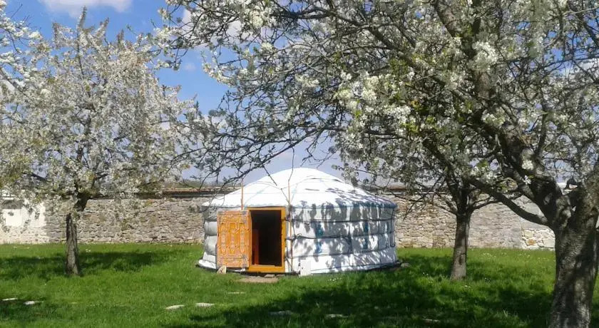 Yourte Nomade-Lodge