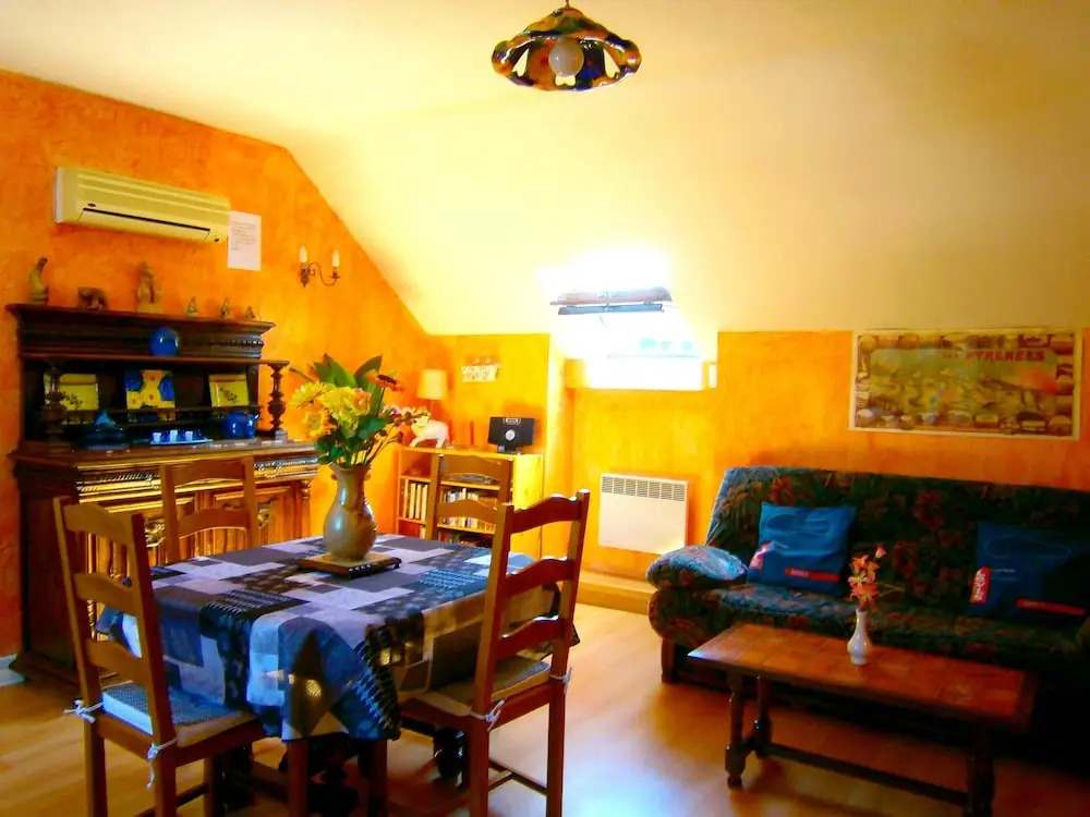House With 2 Bedrooms in Lourdes, With Wonderful Mountain View, Enclos