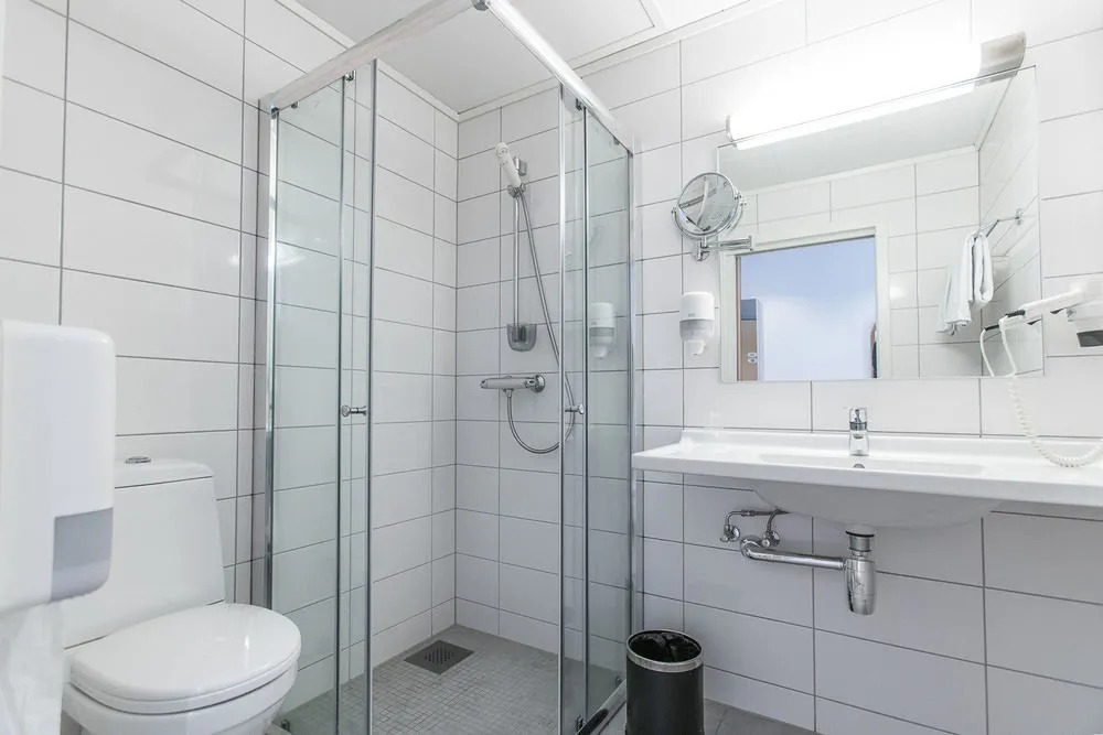 Almaas Hotell Stord AS