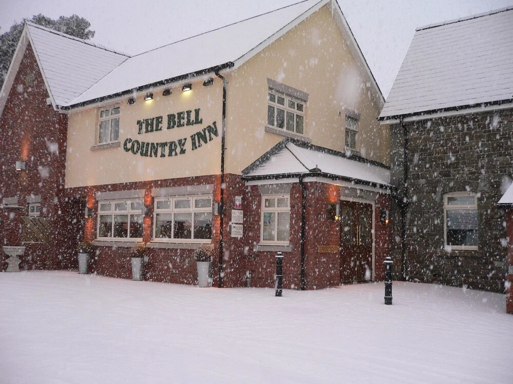 The Bell Country Inn