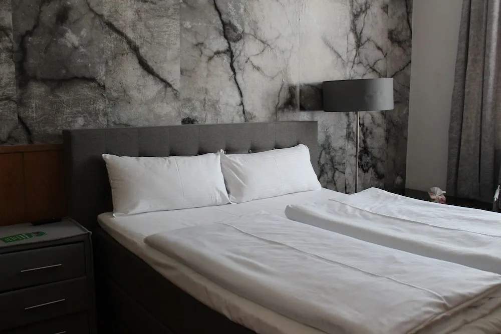 City Max Hotel