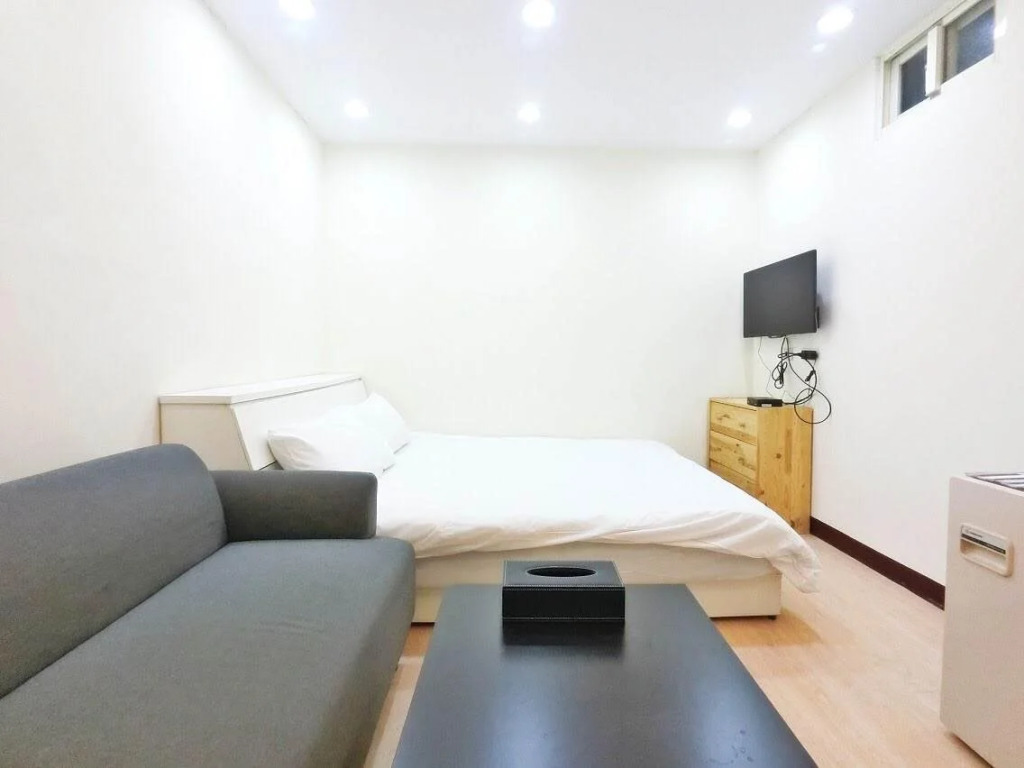 Mini Hostel