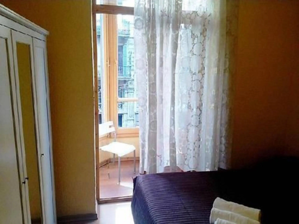 Hostal Balmes Centro